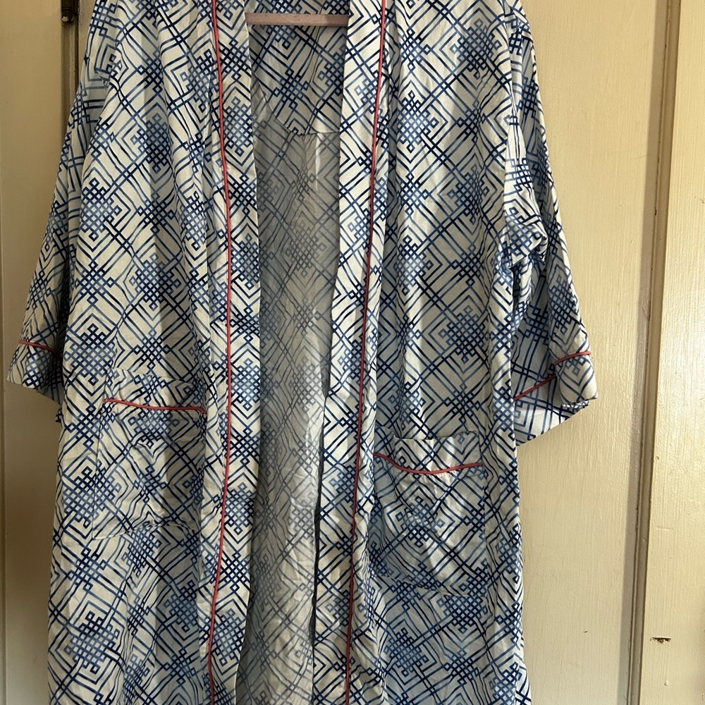 BedHead Blue and White Geometric Kimono